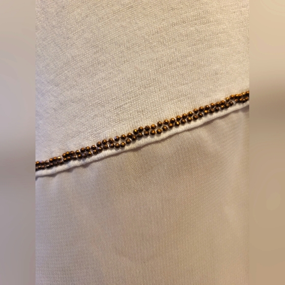 Jennifer Lopez Cream Blouse - Picture 6 of 7